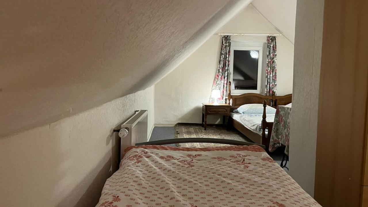 Haus Luise Monteure Apartment Delmenhorst Bagian luar foto