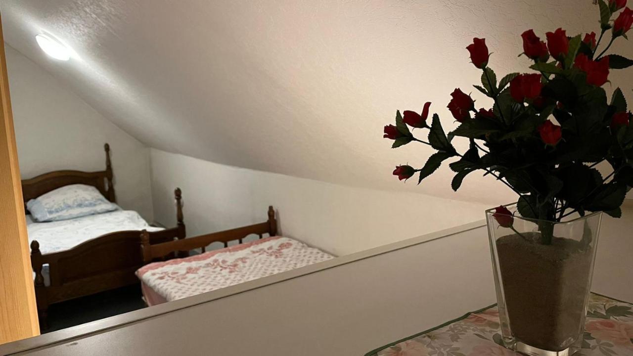 Haus Luise Monteure Apartment Delmenhorst Bagian luar foto